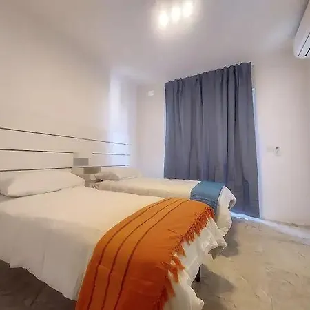 3 Bedroom Near Dome Appartement