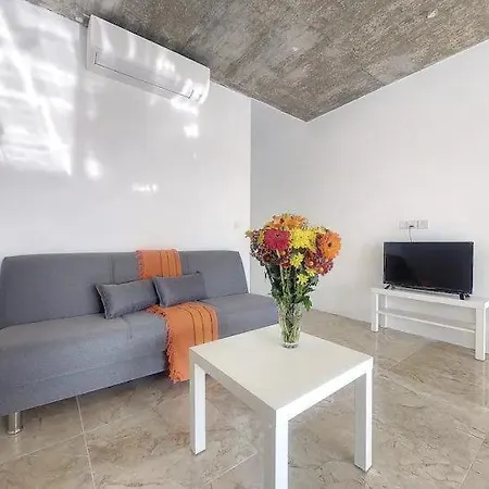 3 Bedroom Near Dome Mosta